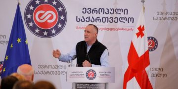 უტიფრად ტყუის გახარია, რომ 20 ივნისს ოპოზიციასთან შეხვედრაზე არ შეთანხმებულა – აკაკი ბობოხიძე