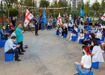 თვითმმართველობის წინასაარჩევნო კამპანიის ფარგლებში, სამგორის მაჟორიტარი დეპუტატობის კანდიდატი რევაზ სოხაძე ახალგაზრდებს შეხვდა