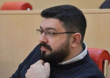 „ნაცების“ შტაბნიკებმა და 30-ზე მეტმა ენმ-ის კანდიდატმა, გახარიასა და „ნაცების“ ვასვასობის გამო პარტია რომ დატოვეს, არ შევიმჩნიოთ? – დიმიტრი სამხარაძე