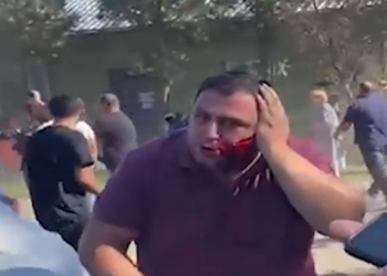 დმანისში, ენმ-ს მხარდამჭერის დაჭრაში ბრალდებული დაუთაშვილი სასამართლომ პატიმრობაში დატოვა