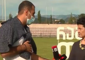 “კარგად მოიქეცით, თორემ ამ მიკროფონს დაკარგავთ” – თეა წულუკიანი “მთავარი არხის” ჟურნალისტს