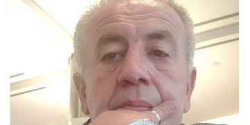 “ქოცებოოო, მე თქვენი ჩლუნგი ოპოზიცია ხო არ გგონივართ?” – ფოფხაძე