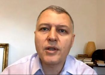 „ეს ციფრები არჩევნების ბრალია, შუა ეპიდემიის დროს წინასაარჩევნო აქტივობები დამღუპველია და შედეგსაც ვხედავთ” – ფხაკაძე