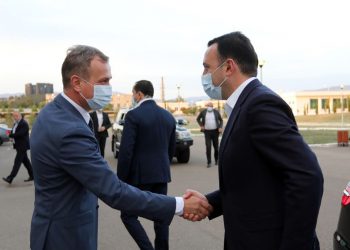 მჯერა, რომ თქვენთან ერთად ღირსეულად გადავლახავთ ყველა დაბრკოლებას, რომელიც სახელმწიფოს მშენებლობის გზაზე გვხვდება, აუცილებლად მივაღწევთ მიზანს, რომელსაც ძლიერი, გაერთიანებული ქართული სახელმწიფო ჰქვია – ირაკლი ღარიბაშვილი