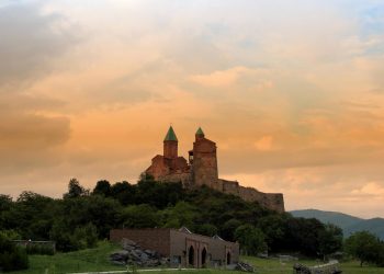 მშენებლობამ გრემის ტაძარი სავარაუდოდ დააზიანა, კომპანიას მხარს ბერა უჭერს – სუს-ის ფაილები