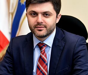 ტყუილია, თითქოს პროკურატურაში აღძრული სისხლის სამართლის 13 საქმე კახა კალაძის მერობის პერიოდს უკავშირდება – ირაკლი ხმალაძე