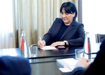 “დააკვირდით: ბოლოს ყველას ეს უჭირს” – ირმა ინაშვილი