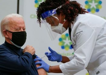 ჯო ბაიდენი ე.წ. ბუსტერ დოზით აიცრება