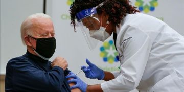 ჯო ბაიდენი ე.წ. ბუსტერ დოზით აიცრება