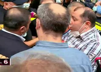 (ვიდეო) – “ნიკას კვერცხი არ მოხვდეს, თორემ…” – რა მოხდა ევროკავშირის ოფისთან