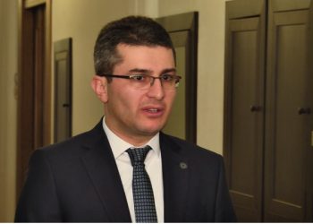 (ვიდეო) – “წამოეგო მოაჯირს, დაეცა, ეს არ იყო ვარდნა მაღალი სიმაღლიდან” – მდინარაძე