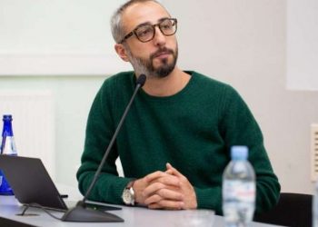 რომელიღაც კანდიდატზე, ჩემი ვარაუდით გახარიაზე კომპრომატი აქვთ, რომ ნარკოტიკს მოიხმარს – მშვენიერაძე