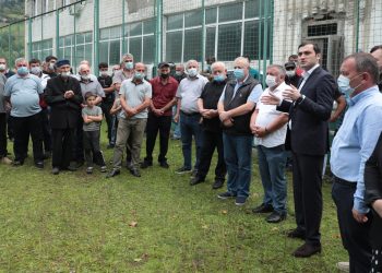 აჭარის მთავრობის თავმჯდომარე და ქედის მერობის კანდიდატი მოსახლეობას შეხვდნენ