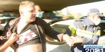 გმირთა მემორიალთან ხმაური და დაპირისპირება იყო