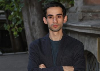 ჯობს ჯერ სარჩელს გაეცნონ და შემდეგ გააკეთონ შეფასებები – სიმონიშვილი კობახიძეს