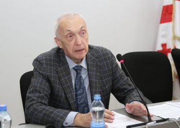 “დღეს შეიტანეს კანონპროექტი, რომ ყველა პედაგოგი უნდა იყოს აცრილი” – ცერცვაძე