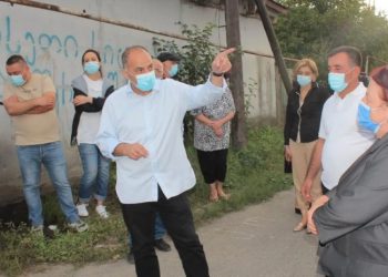 „ქართული ოცნების“ ხაშურის მერობის კანდიდატი მოსახლეობასთან შეხვედრებს აგრძელებს