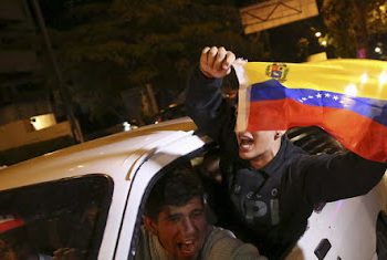 ვენესუელაში ოპოზიცია არჩევნების სამწლიან ბოიკოტს ასრულებს