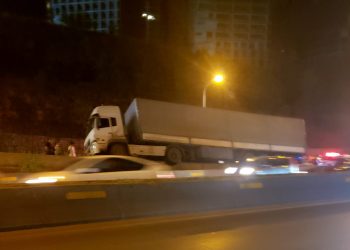 “უშველებელი ტრაილერია ვაკე-საბურთალოს ბურდიურზე ამხტარი და გადაყირავებული” – ნინო სტურუა