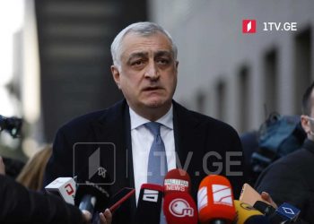 “ვინ მოგცათ უფლება ჩაწეროთ პატრიარქი, ჩვენი მოძღვრები და შეეხოთ აღსარების საიდუმლოებას?  ეს იქნება თქვენი დასასრული” – მამუკა ხაზარაძე