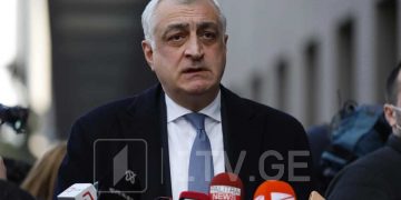 “ვინ მოგცათ უფლება ჩაწეროთ პატრიარქი, ჩვენი მოძღვრები და შეეხოთ აღსარების საიდუმლოებას?  ეს იქნება თქვენი დასასრული” – მამუკა ხაზარაძე