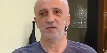 “სამეხარისხოვანი კლერკი მესიჯს მოიფიქრებს, გაუგზავნის პრემიერს, პარტიის თავმჯდომარეს…” – როგორ (არ) იმართება ქვეყანა – ხუხაშვილი