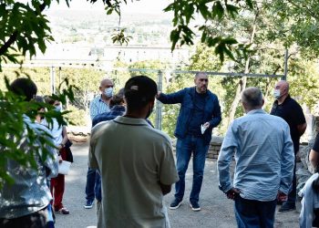 ზურაბ აბაშიძემ ვერის მოსახლეობასთან ერთად წინასაარჩევნო პროგრამის ფარგლებში დაგეგმილი პროექტები განიხილა