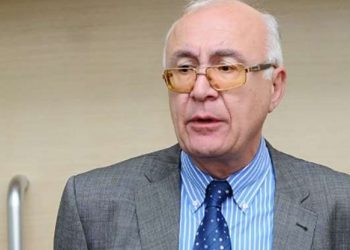 “ვერ მოგცემთ კომენტარს, რა ვქნა ასეა და…” – აბაშიძე კრემლის გზავნილებზე