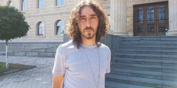 “დამნაშავეების კოალიციაც ხომ არის ერთადერთი გამოსავალი ჯერ კიდევ?” – ბექა წიქარიშვილი