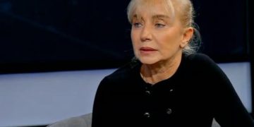 “დღეს უსახურთა ურდო კი შემოესია თბილისს, მაგრამ ეს გაუგებარი კაცთმოძულე მასა, ჩვენ დროშას ხელუხლებელს ტოვებს” – მაია ნადირაძე “ოცნების” აქციაზე