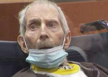 მეგობრის მკვლელობისთვის სამუდამო პატიმრობამისჯილ მილიონერს კორონავირუსი დაუდგინდა