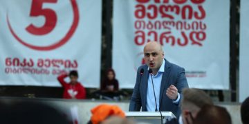 მადლობა ბატონო ირაკლი, რომ არსებობთ… რაც შეიძლება ბევრი შეხვედრა გამართეთ – ნიკა მელია ღარიბაშვილს