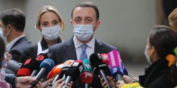 თქვენ ხართ მოძალადე და პროვოკატორი – ღარიბაშვილი დეა მამისეიშვილს