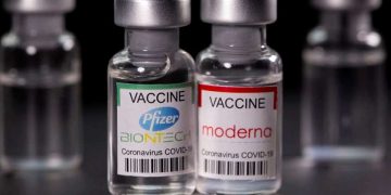 ესპანეთის მარეგულირებელმა 70 წელს ზემოთ პირებში Pfizer-ისა და Moderna-ს ვაქცინების მესამე დოზის გამოყენება დაუშვა