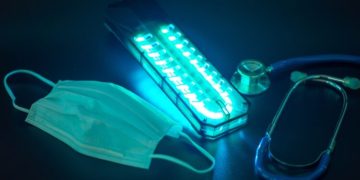 შეიქმნა ნათურა, რომელიც COVID-19-ს 99.9%-ით ანადგურებს