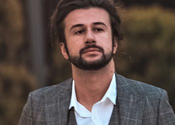 “ციხის საკნიდან რომ ამდენს შვება, გარედან რაღას იზამდა” – გურამ შეროზია