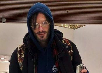 “ზურჩანთაში ჩავილაგე მოლოტოვის კოქტეილები, ჰუდზე მარკერით წავიწერე „გაგედო, ოცნება, მოვდივარ!“ და… წკაპან…” – ლუკა ბაქანიძე