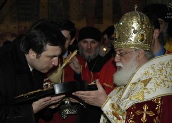 “არაადამიანური თავდასხმები ვერ შეარყევს ჩემს სიყვარულს ჩვენი დედა ეკლესიის მიმართ” – სააკაშვილი