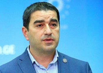 (ვიდეო) – “გაცნობებთ იმ სკანდალზე, რომელშიც გაეხვა “ენმ”-ი – “ოცნების” საგანგებო ბრიფინგი