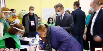 ბიძინა ივანიშვილმა ხმა მისცა და საარჩევნო უბანი კომენტარის გარეშე დატოვა