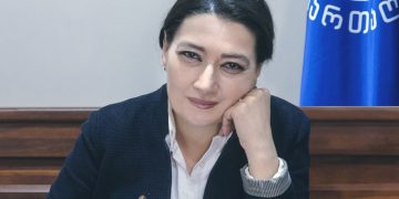 “ბადრი პატარკაციშვილმა რუსეთს თავი არ გამოაყენებინა და ამიტომ მოკლეს, განსხვავებით ივანიშვილისგან” – თაკო ჩარკვიანი