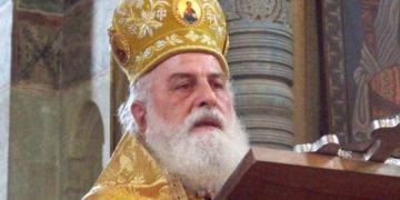 სააკაშვილის გათავისუფლების მოთხოვნით პეტიციას ხელს კიდევ ერთი ეპისკოპოსი აწერს