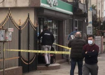 „მაღაზიაში შეუვარდა, თმებით ათრია და მერე ჭრილობა მიაყენა” – ფოთში ქალმა ქალი ეჭვიანობის გამო დაჭრა