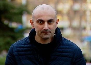 ნიკა მელიას რატომღაც მოუნდა, რუსთაველზე გააცნოს თავისი გეგმა მხარდამჭერებს, არ მივიჩნევ, რომ განსაკუთრებული აქციაა და უნდა წავიდე – სანდრო რაქვიაშვილი