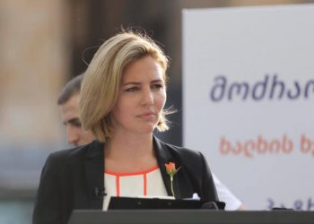 “ასაკოვან ადამიანს მთელი ჯგუფი ურტყამდა… ეს შპანა ხელისუფლებას სჭირდება” – ანა დოლიძე