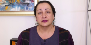 “მეღადავებით? ვის ვებრდღვნა/ვინ დავკლა?” – ანა მიქაძე