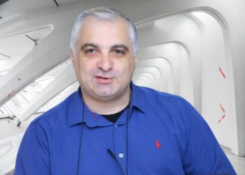 „გაძლება მოგცეს ღმერთმა ჩვენო ახალო რძალო” – ბესო ჩუბინიძე სააკაშვილს გაბედნიერებას ულოცავს