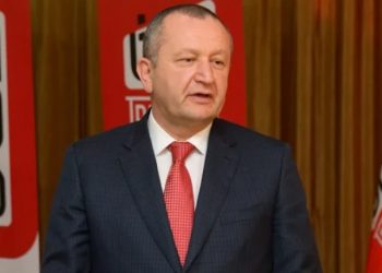 ქვეყანაში პოლიტიკური კრიზისი დგება, რომლის განმუხტვის ერთ-ერთი საშუალება ვადამდელი  არჩევნებია – ჭიჭინაძე