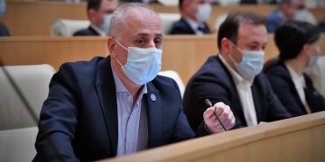 “ნარკანი” შესაძლოა აფთიაქებში რეცეპტის გარეშე გაიყიდოს -რას ამბობს დიმიტრი ხუნდაძე