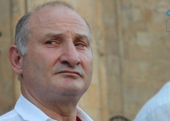 “დიდ შეთქმულებასთან გვაქ საქმე რუსეთ-ამერიკის სპეცსამსახურებისა, ხელისუფლება გითხრიან სამარეს და დაცვას მიხედე, დაცვას!” – ემზარ კვიციანი